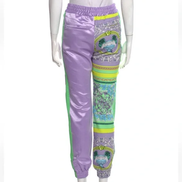 Versace Barocco mosaic print joggers NWT - Picture 6 of 9